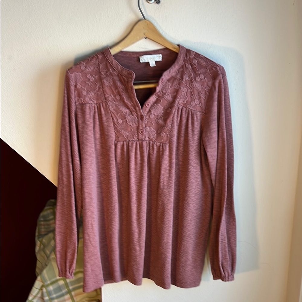 Women's Mauve Lace Overlay Long‎ Sleeved Henley Suzanne Betro